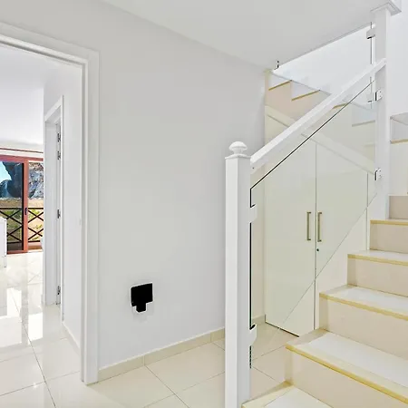 Duplex Ocean View In Neptuno