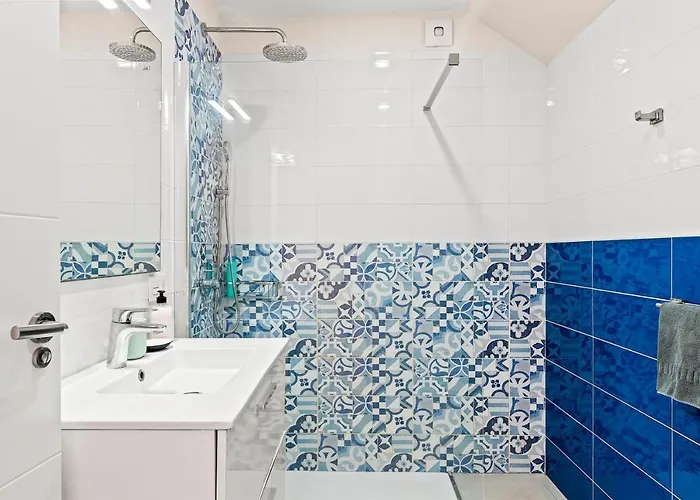 Duplex Ocean View In Neptuno *