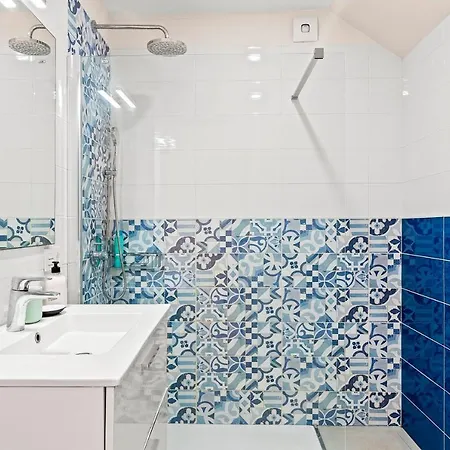 Duplex Ocean View In Neptuno *